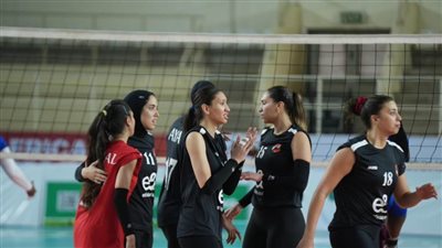 «سيدات طائرة الأهلي» يفوز على لا لوا الكونغولي في بطولة إفريقيا