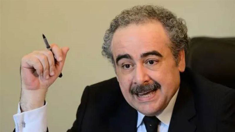 الشاعر والمفكر الكبير