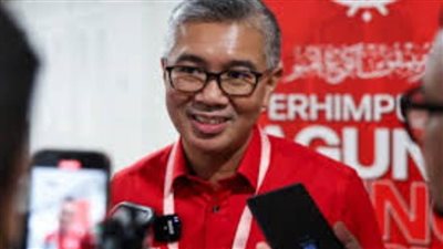  وزير التجارة الماليزي: نتصدى للرسوم الجمركية الأمريكية بإجراءات استباقية