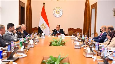 وزير الخارجية يجتمع مع مجلس إدارة هيئة تمويل مباني وزارة الخارجية في الخارج