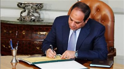 قرار جمهوري بتجديد تعيين محمد أحمد محمود نائبا لرئيس الهيئة العامة للمنطقة الاقتصادية لقناة السويس