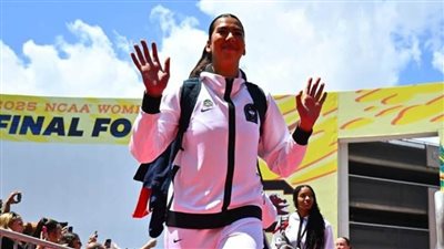 في إنجاز غير مسبوق.. جنا الألفي تتوج بدوري الجامعات الأمريكية للسلة