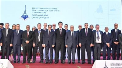 زيارة تاريخية للرئيس الفرنسي إيمانويل ماكرون لجامعة القاهرة