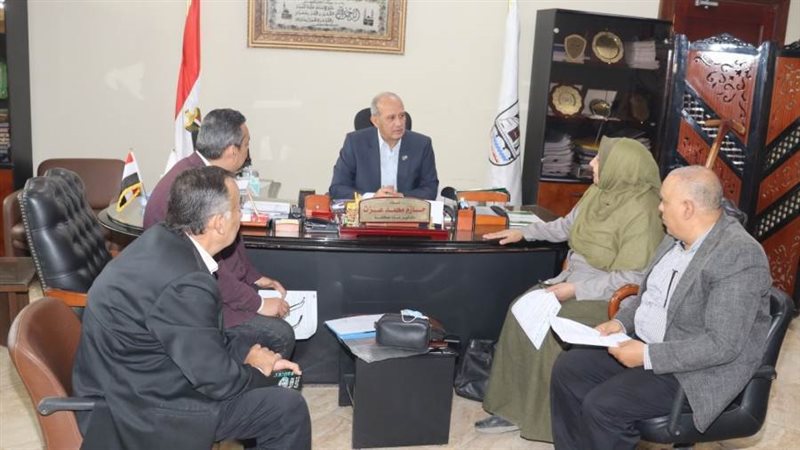 احتماع سكرتير بنى