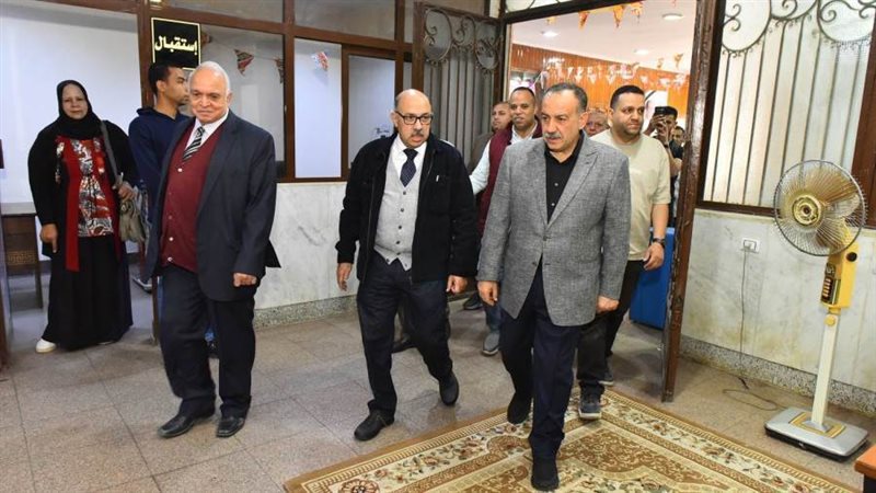 محافظ أسيوط