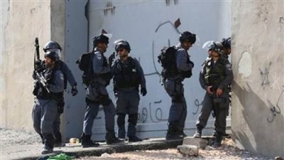 جيش الاحتلال يُداهم مخيم بلاطة للاجئين وينفذ غارات على 45 موقعًا في غزة