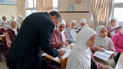 وكيل تعليم البحيرة يتابع الاستعداد لامتحانات البوكليت والعملية التعليمية بمدارس إدارة إدكو