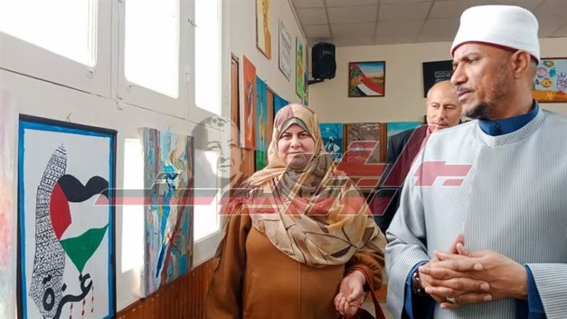 تفقد المعرض