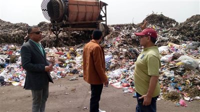 محافظة البحيرة تواصل جهودها البيئية للتخلص الآمن من المخلفات والقضاء على المقالب العشوائية