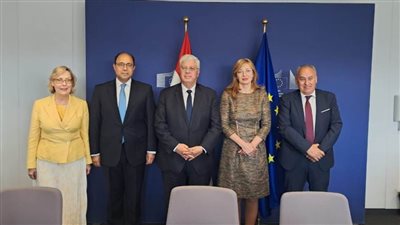 وزير التعليم العالي يبحث تعزيز التعاون بين مصر والاتحاد الأوروبي في البحث العلمي والابتكار