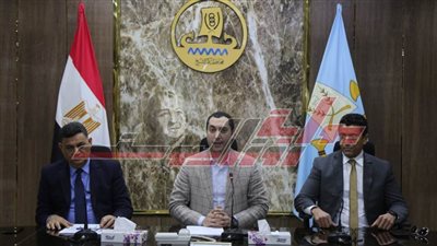 محافظ كفر الشيخ يوجه بسرعة الانتهاء من تنفيذ المنطقتين التجاريتين اللوجستيتين