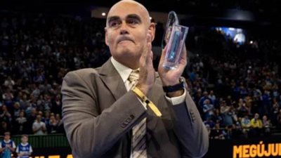 اتحاد اليد يُعلن إنهاء التعاقد مع الإسباني باستور مدرب المنتخب الوطني