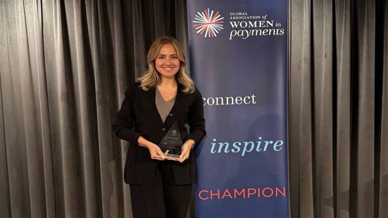 ملاك الباباالمدير