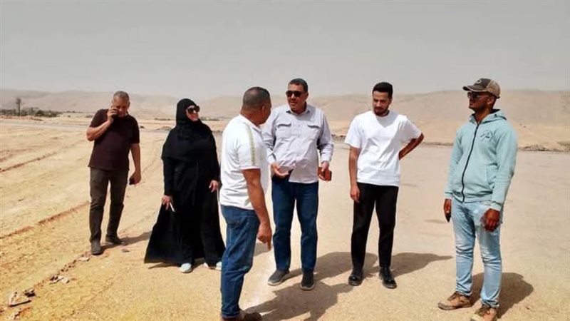 لجنة تسليم الأرض