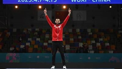 محمود السيد: فخور بذهبية بطولة العالم للسلاح.. والميدالية جاءت بعمل جماعي مميز 