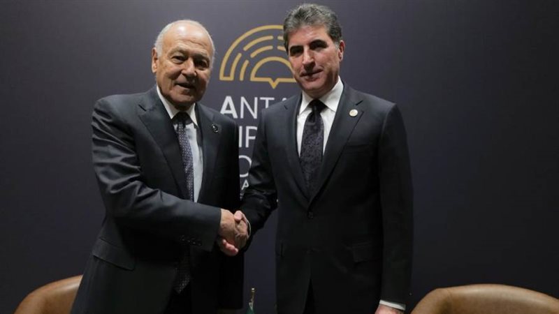 ابو الغيط مع رئيس