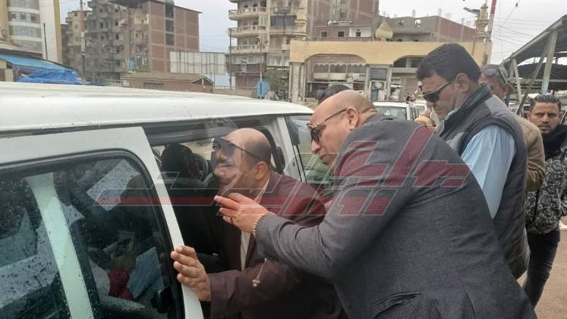 رئيس المدينة ونائبة