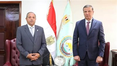 وزير الزراعة يبحث مع محافظ بورسعيد ملف تقنين الأراضي وتعزيز الخدمات البيطرية والإرشاد والتنمية الزراعية