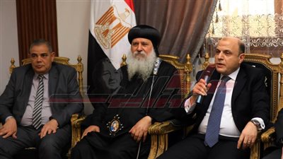 رئيس جامعة كفر الشيخ يشهد احتفالات عيد القيامة المجيد بكنيسة مارمينا
