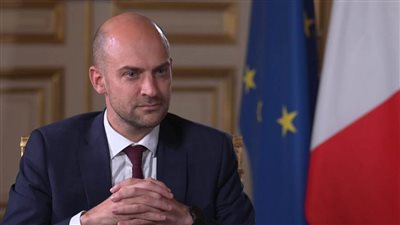 وزير الخارجية الفرنسي يؤكد مجددًا ضرورة العودة إلى وقف إطلاق النار في قطاع غزة على الفور