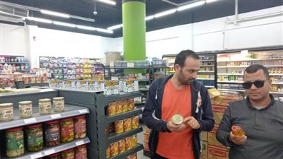 تحرير 247 مخالفة تموينية خلال حملات رقابية على الأسواق والمخابز ومحطات الوقود بالمنيا