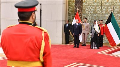 الرئيس السيسي يؤكد تطلعه لتعزيز التعاون مع الكويت في المجالات كافة
