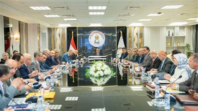 وزير الإنتاج الحربي يستعرض الموقف التنفيذي للموازنة التخطيطية للعام المالي 