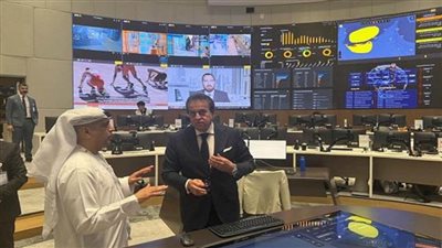 وزير الصحة يتفقد دائرة الصحة بأبوظبي.. ويؤكد العمل على نقل التجربة إلى مصر
