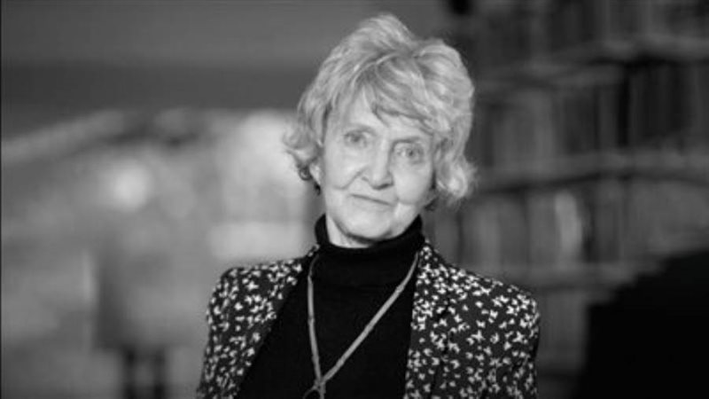 لقاء مع الكاتبة الهولندية