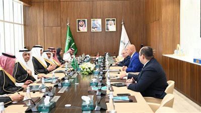 كامل الوزير يبحث تدعيم التعاون المشترك وتنفيذ الشركات المصرية لمشروعات البنية التحتية بها 