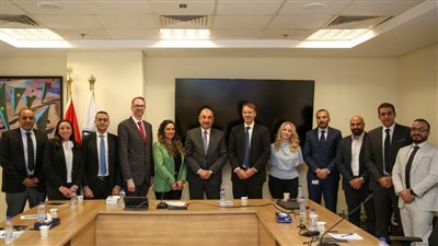 وزير قطاع الأعمال العام يبحث مع القائم بأعمال سفارة الدنمارك ووفد من الشركات الدنماركية العاملة في مصر فرص التعاون والاستثمار