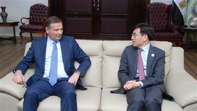 وزير الزراعة يتابع المشروعات الزراعية المشتركة مع وفد رفيع المستوى من الصندوق الدولي للتنمية الزراعية 