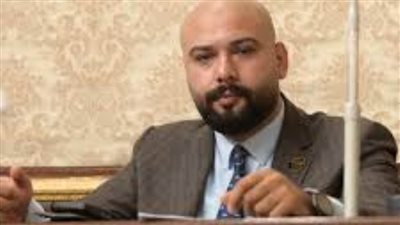 النائب إبراهيم الديب: قناة السويس تحولت من ممر ملاحي لمركز لوجيستى جاذب للاستثمار