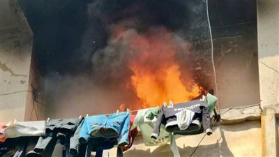سلك شاحن موبايل يحدث كارثة.. السيطرة على حريق في غرفة نوم ببورفؤاد