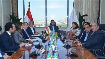 وزير التموين: نحرص على تعزيز التعاون بين القطاعين العام والخاص وتبادل الخبرات