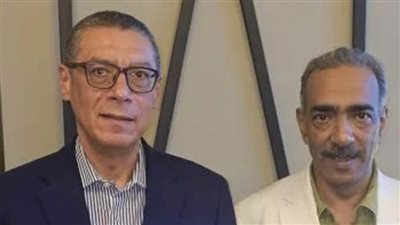 ياسر قمر يستقبل رئيس الاتحاد العربي للكرة الطائرة عقب وصوله للقاهرة 