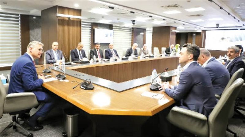 بدوى خلال لقائه مع