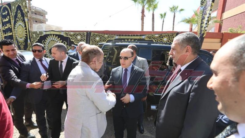 جولة المحافظ