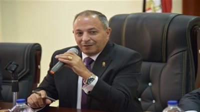 محافظ بورسعيد يرفع حالة الاستعداد القصوى لاستقبال عيد القيامة