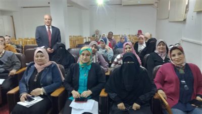 جامعة قناة السويس تطلق أولى دوراتها في مهارات التفكير الابتكاري لتنمية قدرات المجتمع ودعم التميز الفكري