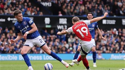 أرسنال يقضى على إبسويتش تاون برباعية نظيفة في البريميرليج 