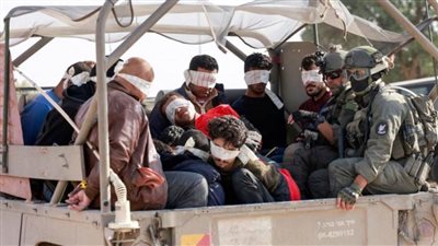 إسرائيل تدرس إعادة اعتقال الأسرى المحررين للضغط على حماس