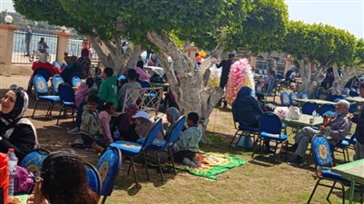 توافد أهالى البحيرة على الحدائق العامة والمتنزهات للاستمتاع بأعياد الربيع