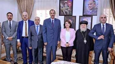 محافظ سوهاج يزور المطرانيات لتقديم التهنئة للإخوة الأقباط بمناسبة عيد القيامة المجيد