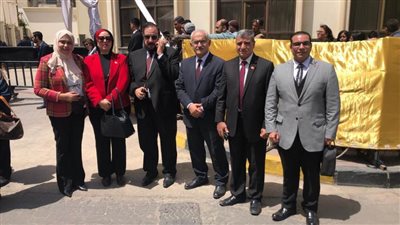 وفد من حزب المستقلين الجدد يتقدم بالتهنئة لقداسة البابا تواضرس