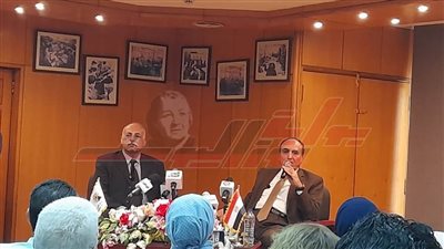 عبدالمحسن سلامة: اختص 