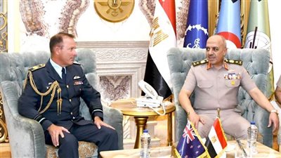 رئيس أركان حرب القوات المسلحة يلتقي قائد قوة دفاع نيوزيلندا