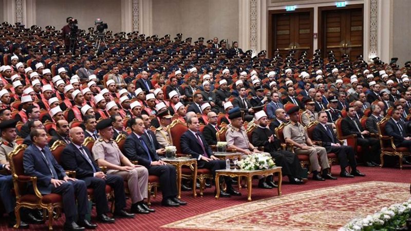 الرئيس السيسي يشهد