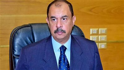 محافظ سوهاج يهنئ الرئيس السيسي بذكرى عيد تحرير سيناء