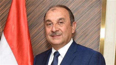 وزير قطاع الأعمال العام يبحث مع 